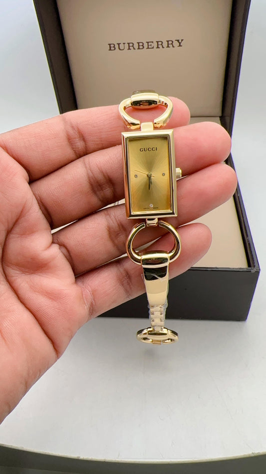 Elegant Women’s Rectangular Bracelet Watch – Luxury Gold Dial Designer Style Watch for Ladies