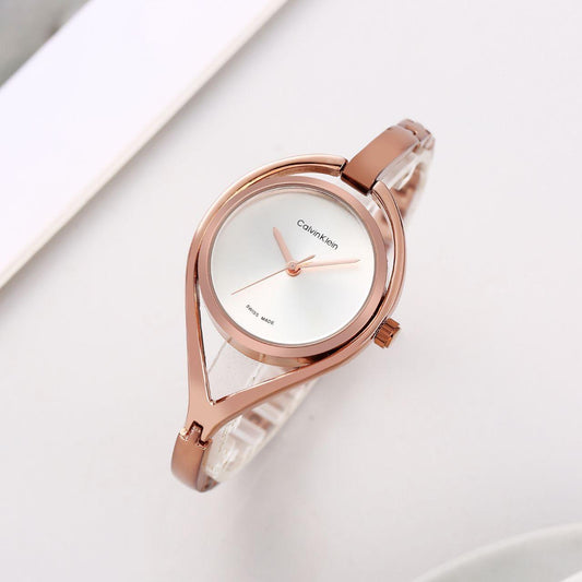 Elegant Minimalist Women’s Watch – Slim Bracelet Design | Premium Dial | Modern Luxury Watch for Ladies