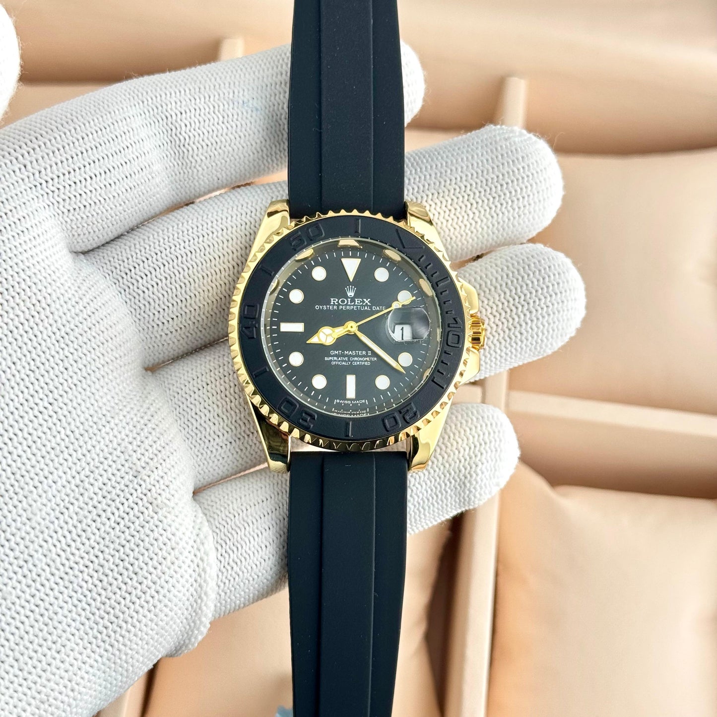 Black Dive Style Watch for Men – Silicone Strap Luxury Sports Watch | Date Display | Minimal Black Dial
